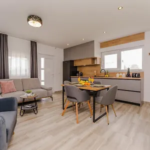 apartmani-dmarie.hotelinzadar.com/